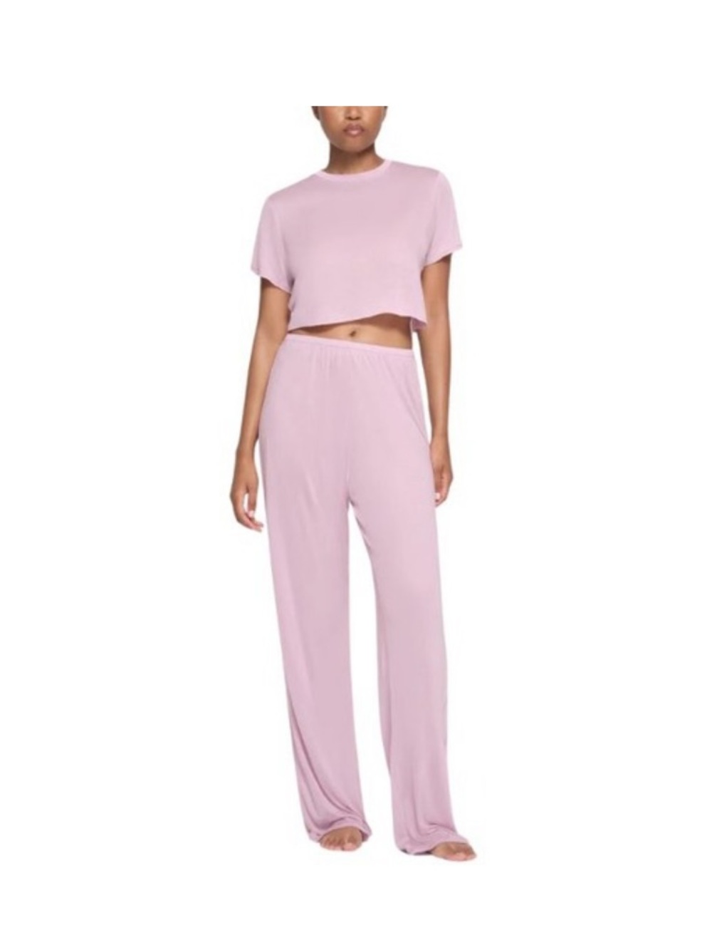 Skims Kim’s Sleep Set in XS